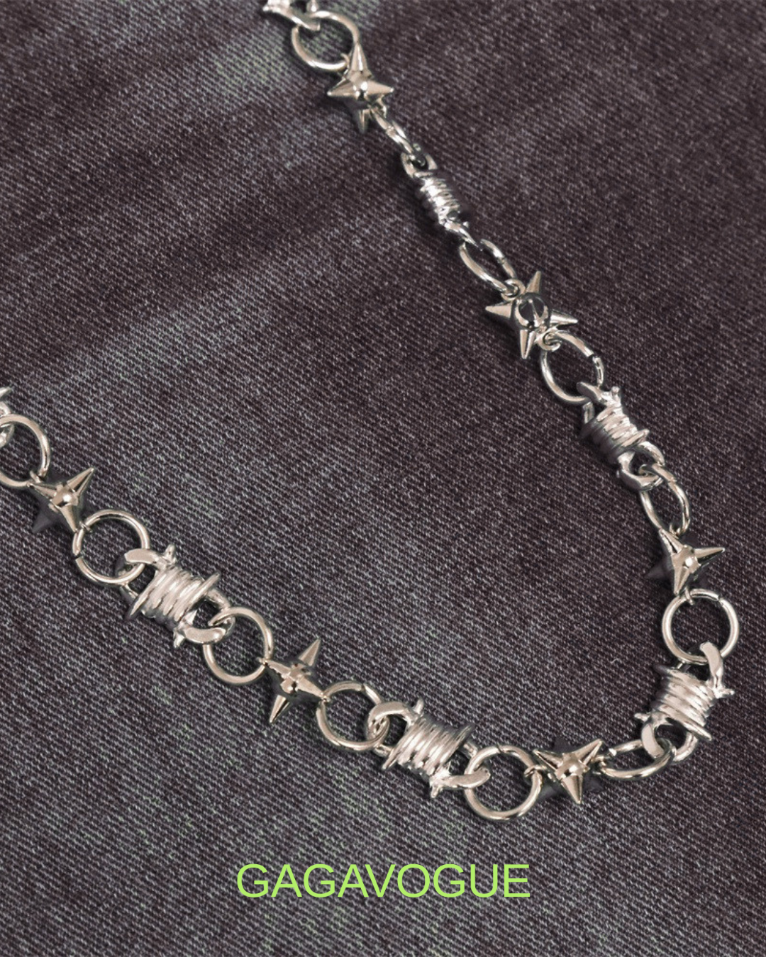 GAGAVOGUE BARBED STAR WALLET CHAIN