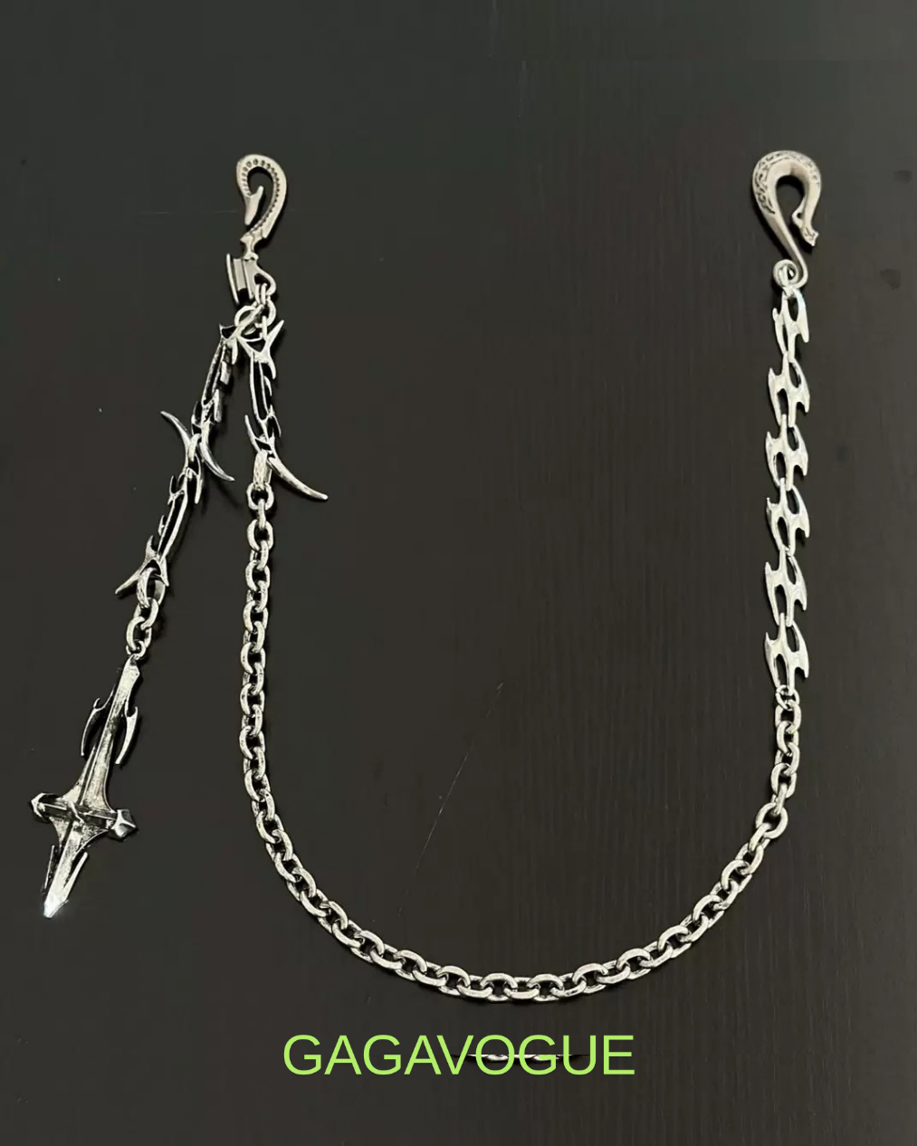 GAGAVOGUE SILVER SPIKE CROSS DETAILED WALLET CHAIN