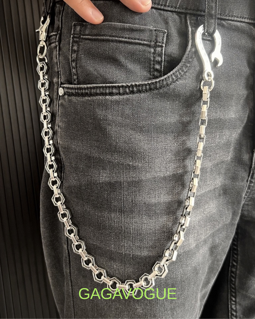 GAGAVOGUE SILVER HEXAGON LINK WALLET CHAIN