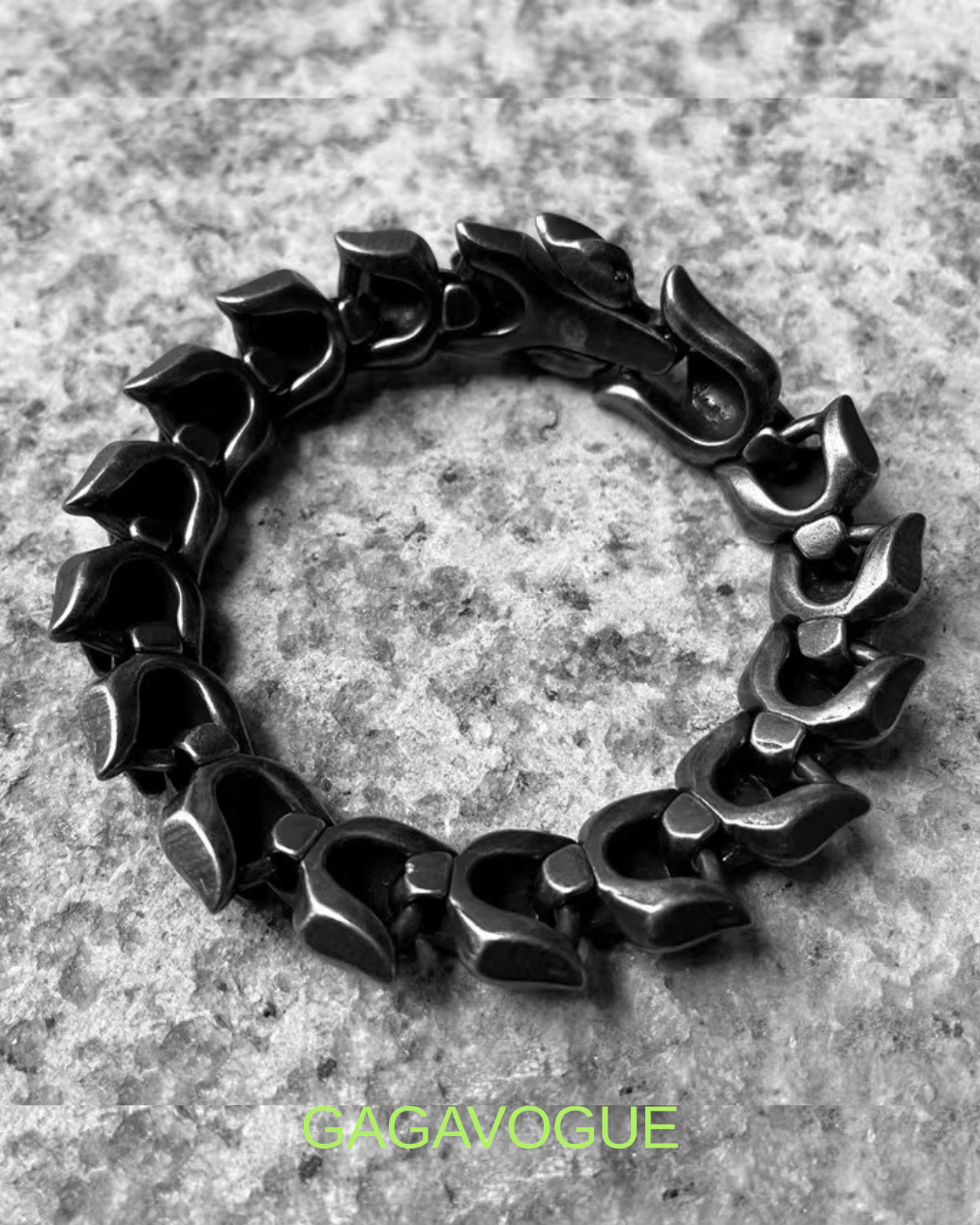 GAGAVOGUE DRAGON SCALE LINK BRACELET