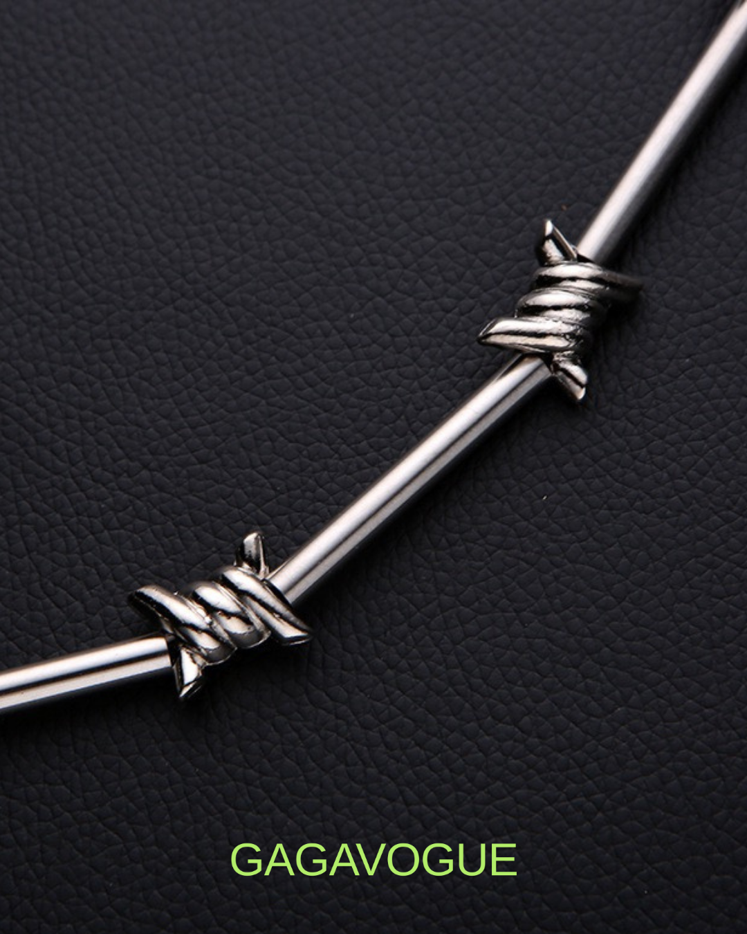 GAGAVOGUE BARBED WIRE TUBE LINK WALLET CHAIN