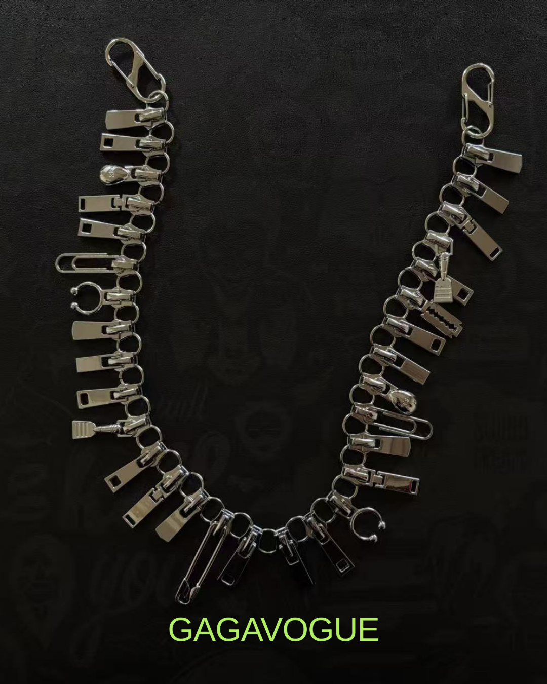 GAGAVOGUE HARDWARE CLIP PANTS CHAIN