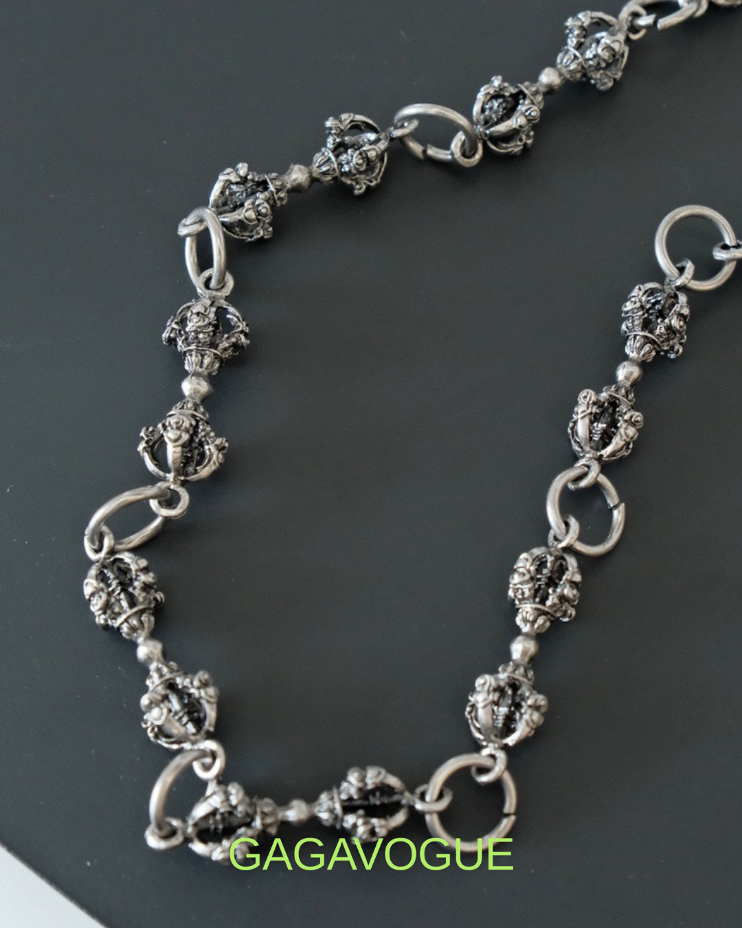 GAGAVOGUE VINTAGE ORNAMENT CHAINGAGAVOGUE VINTAGE ORNAMENT CHAIN