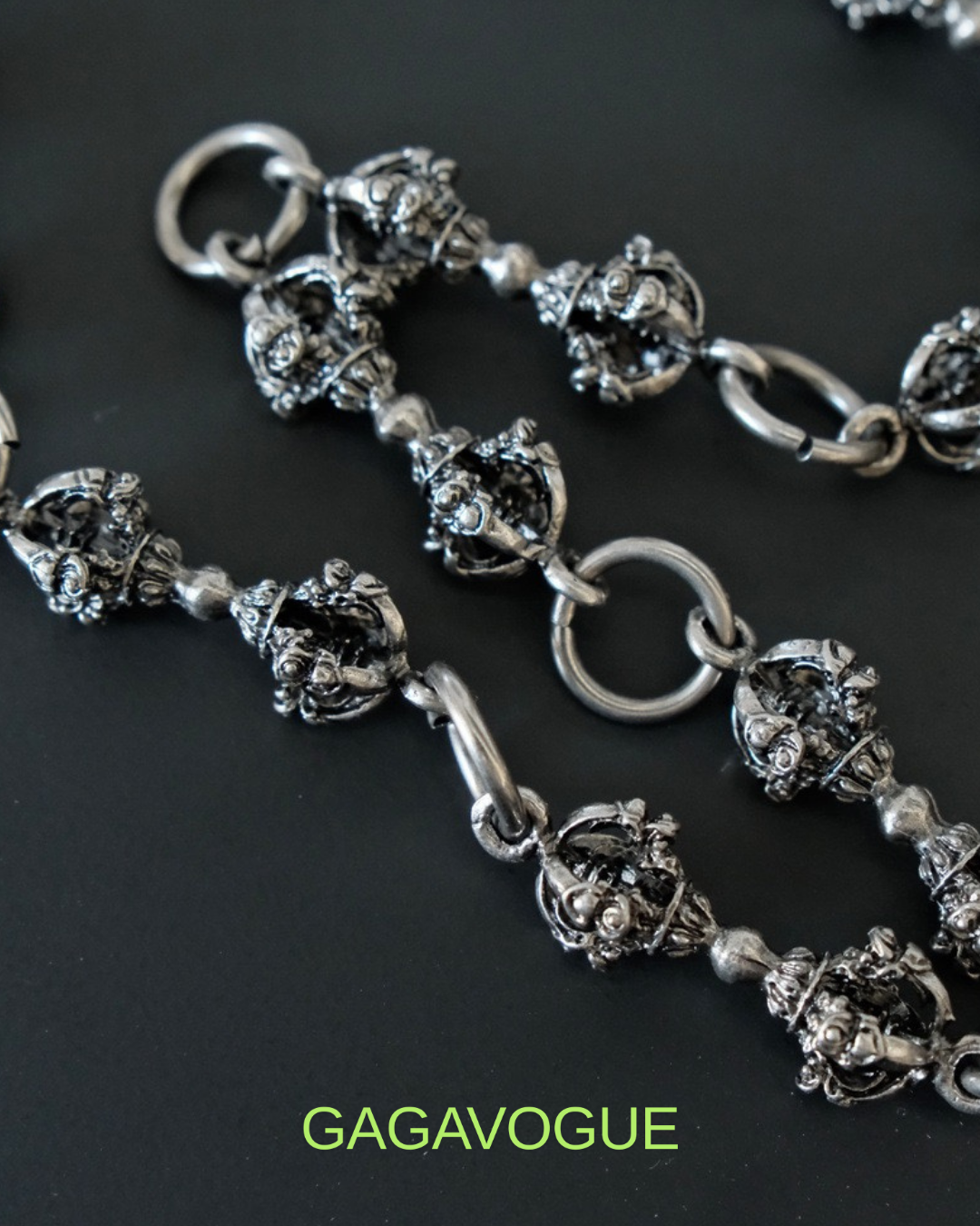 GAGAVOGUE VINTAGE ORNAMENT CHAINGAGAVOGUE VINTAGE ORNAMENT CHAIN