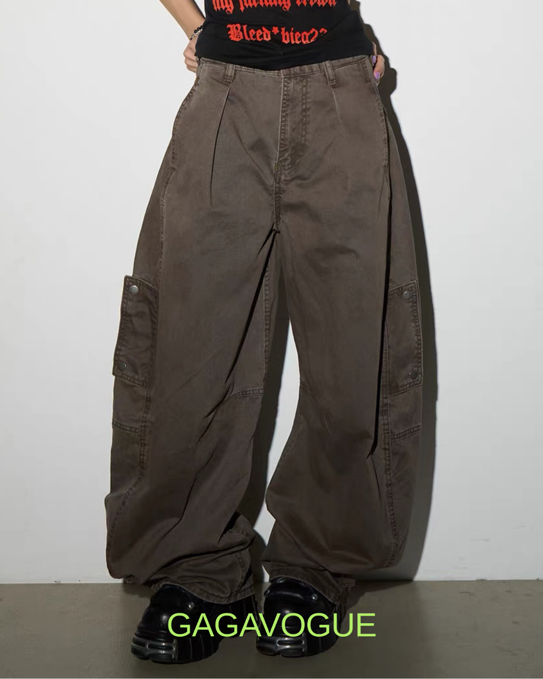 GAGAVOGUE VINTAGE CURVED CARGO PANTS