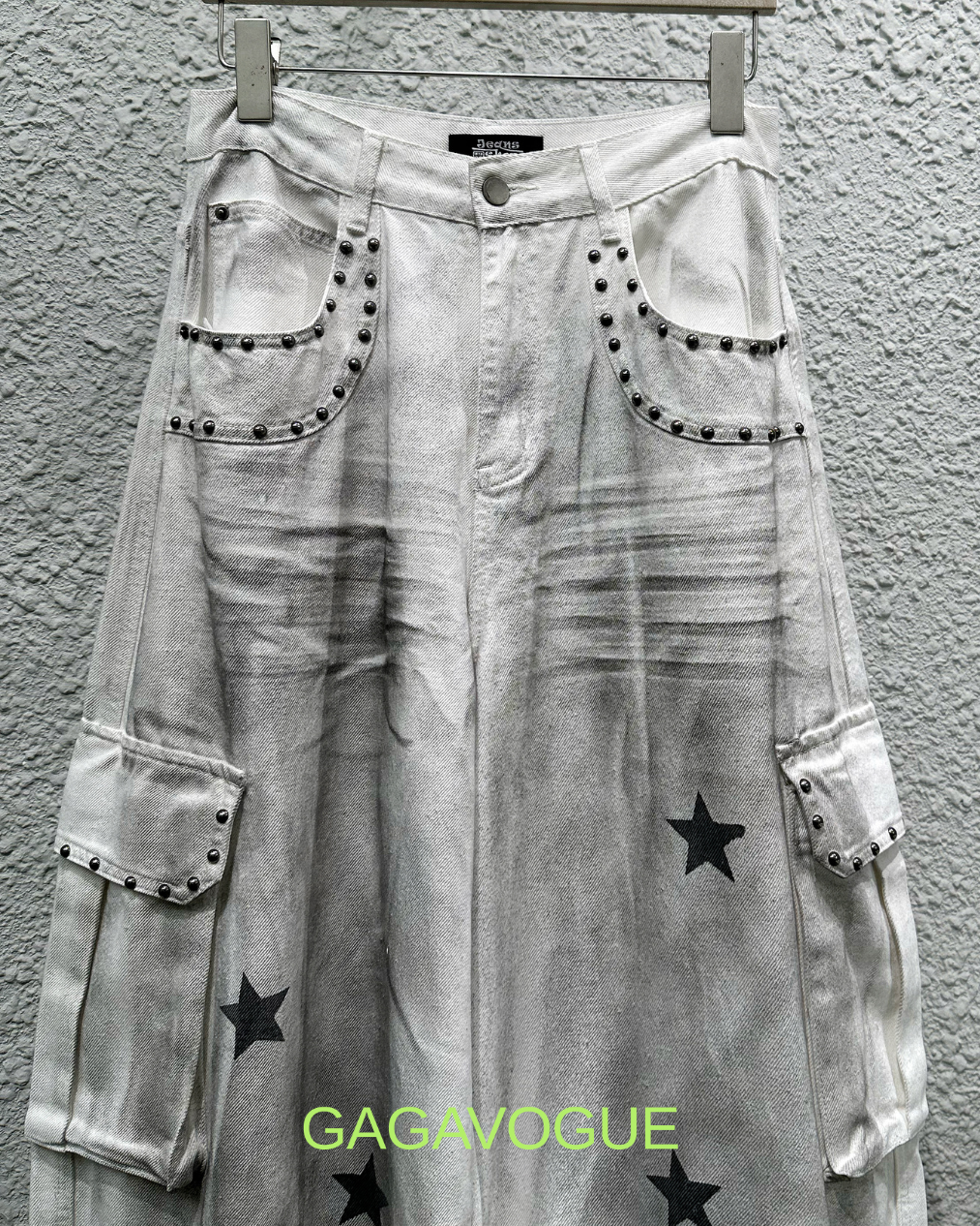 GAGAVOGUE STAR STUDDED MULTI-POCKET WIDE-LEG CARGO PANTS