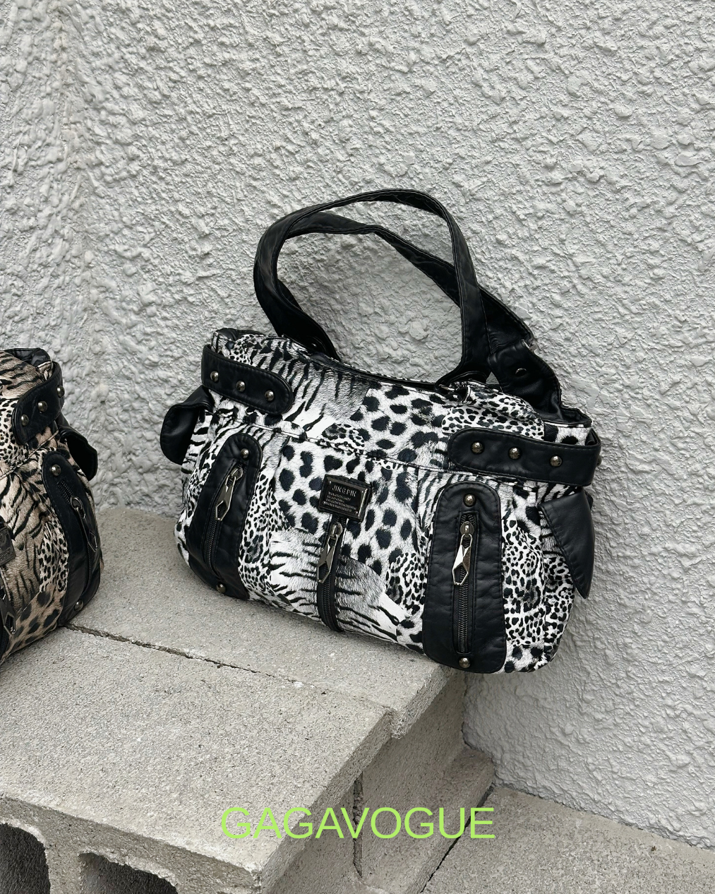 GAGAVOGUE VINTAGE ANIMAL PRINT SHOULDER BAG