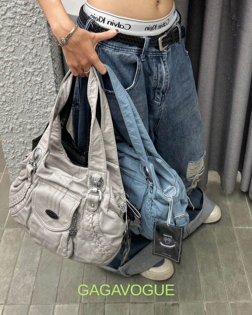 GAGAVOGUE VINTAGE BRAID POCKET SHOULDER BAG