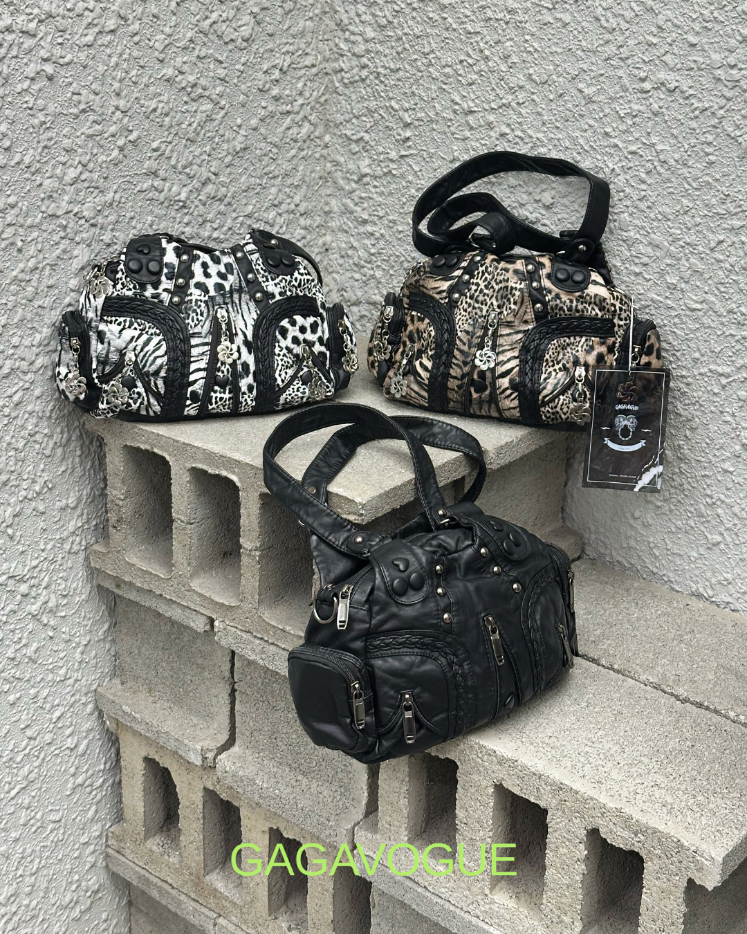 GAGAVOGUE ANIMAL PRINT MULTI ZIP SHOULDER BAG