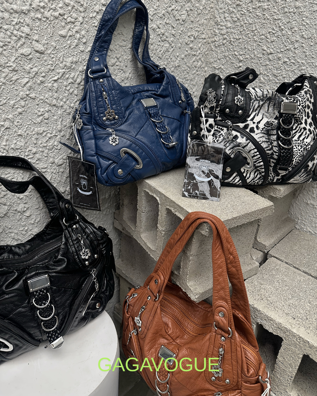 GAGAVOGUE VINTAGE RING BUCKLE SHOULDER BAG