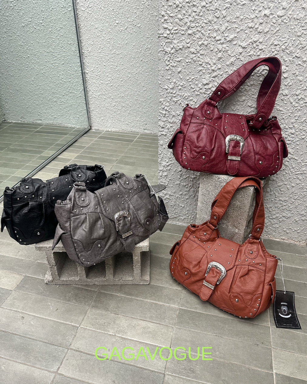GAGAVOGUE WESTERN BUCKLE SHOULDER BAG