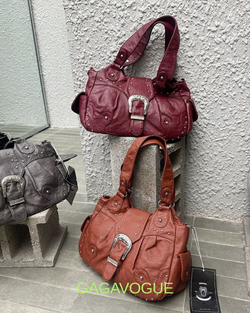 GAGAVOGUE WESTERN BUCKLE SHOULDER BAG