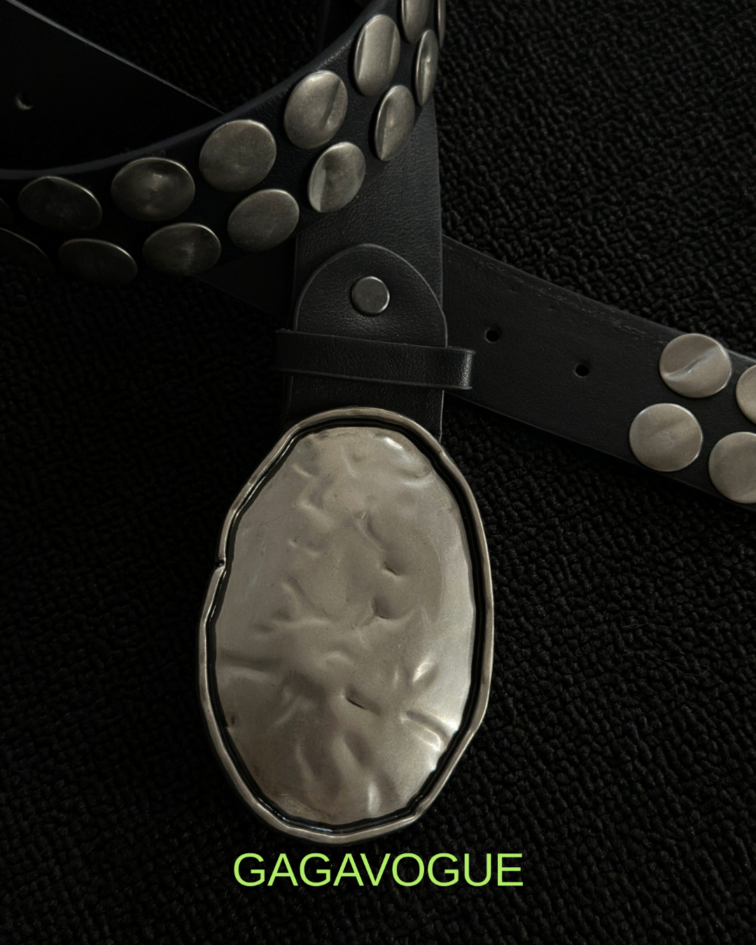 GAGAVOGUE VINTAGE STUDDED OVAL BUCKLE BELT
