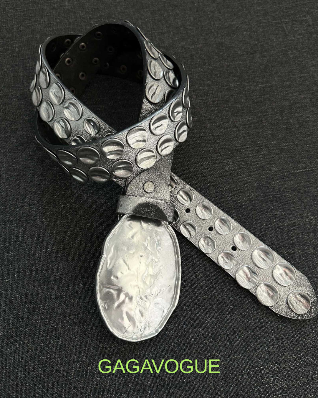 GAGAVOGUE VINTAGE STUDDED OVAL BUCKLE BELT