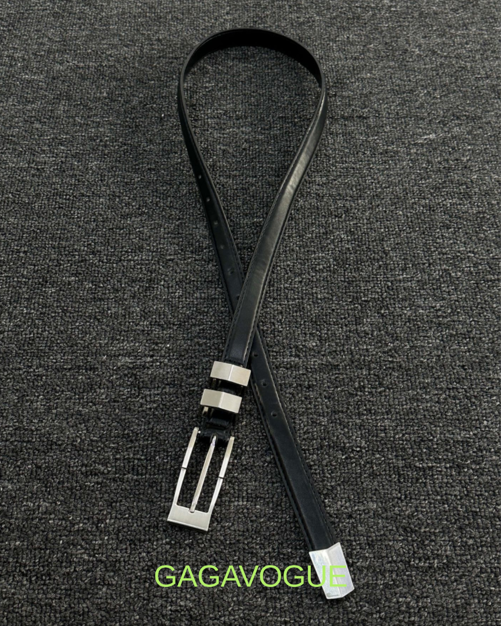 GAGAVOGUE MINIMALIST METAL TIP LEATHER BELT