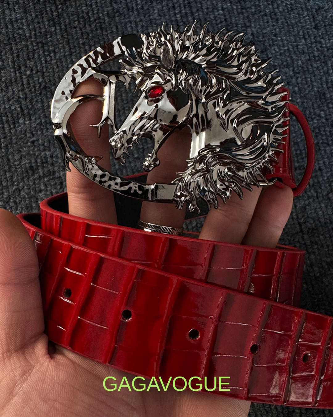 GAGAVOGUE RED CROCODILE DRAGON BUCKLE BELT
