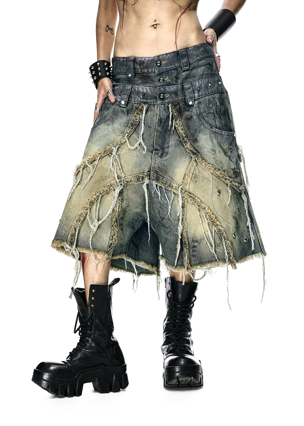 QN.064B Vamp Dirt Washed Short