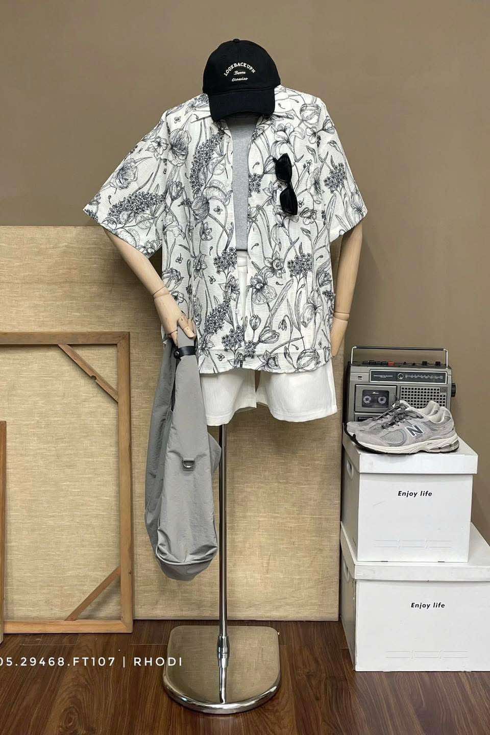 Somi cuban FT107 trắng lá viền đen OCT