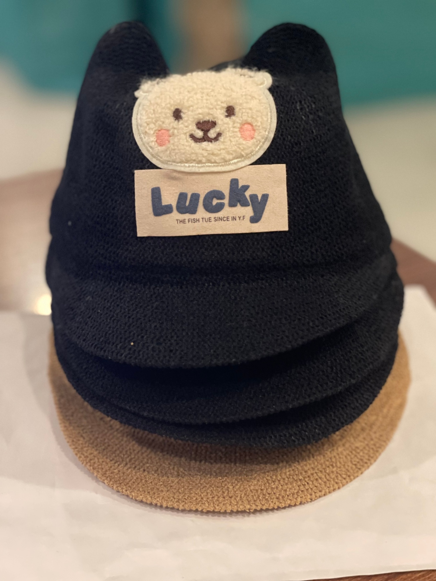 Mũ lươi trai mặt gấu Lucky