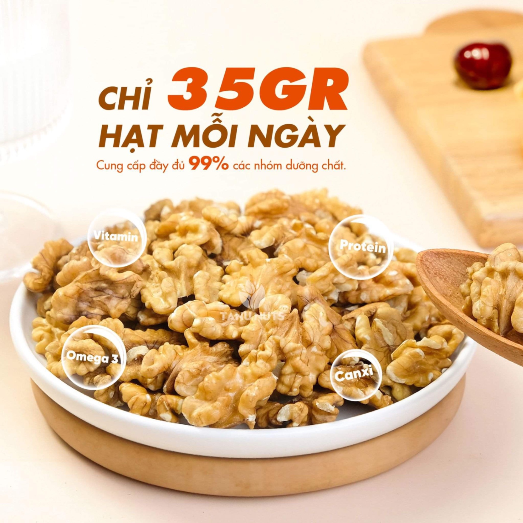 Nhân Hạt Óc Chó Tách Vỏ TN Hộp 400gr