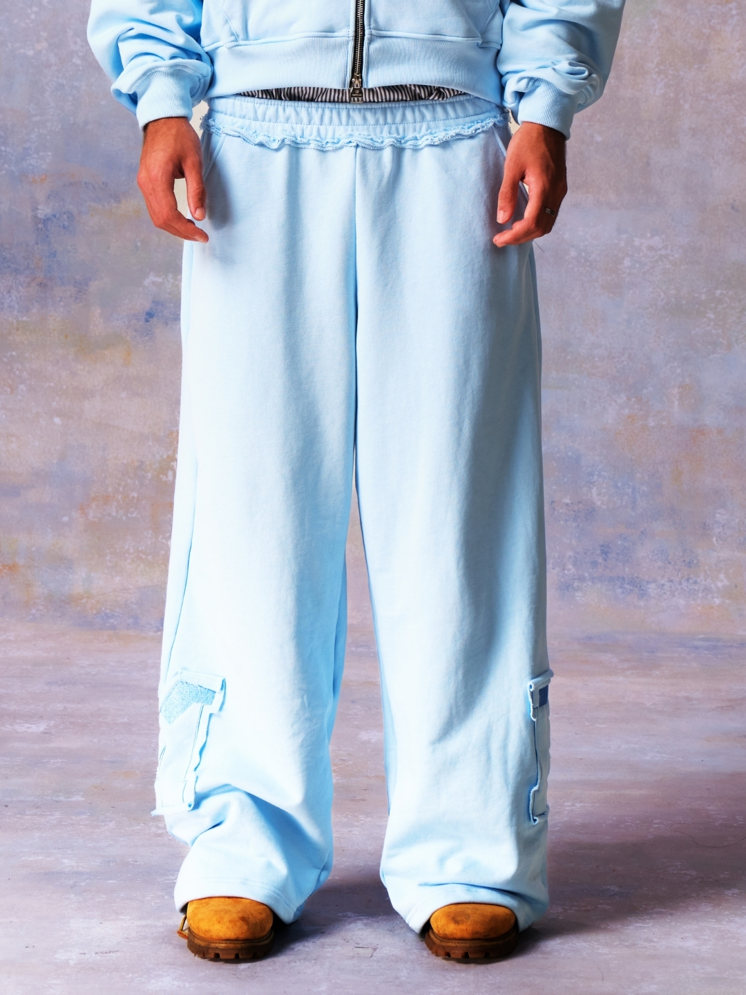 [PREMIUM] MMESTLINE "SKYLIGHT" SWEATPANTS / BLUE PASTEL