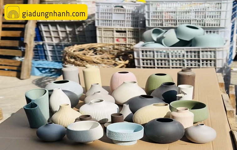 HÌNH ẢNH LỚP HỌC TÌM HIỂU VỀ GIÁ TRỊ VĂN HÓA CỦA ĐỒ GỐM