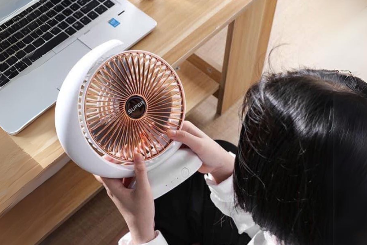 Top 10 Mẫu Quạt Tích Điện Hot Nhất 2026 Cho Chủ Shop Gia Dụng