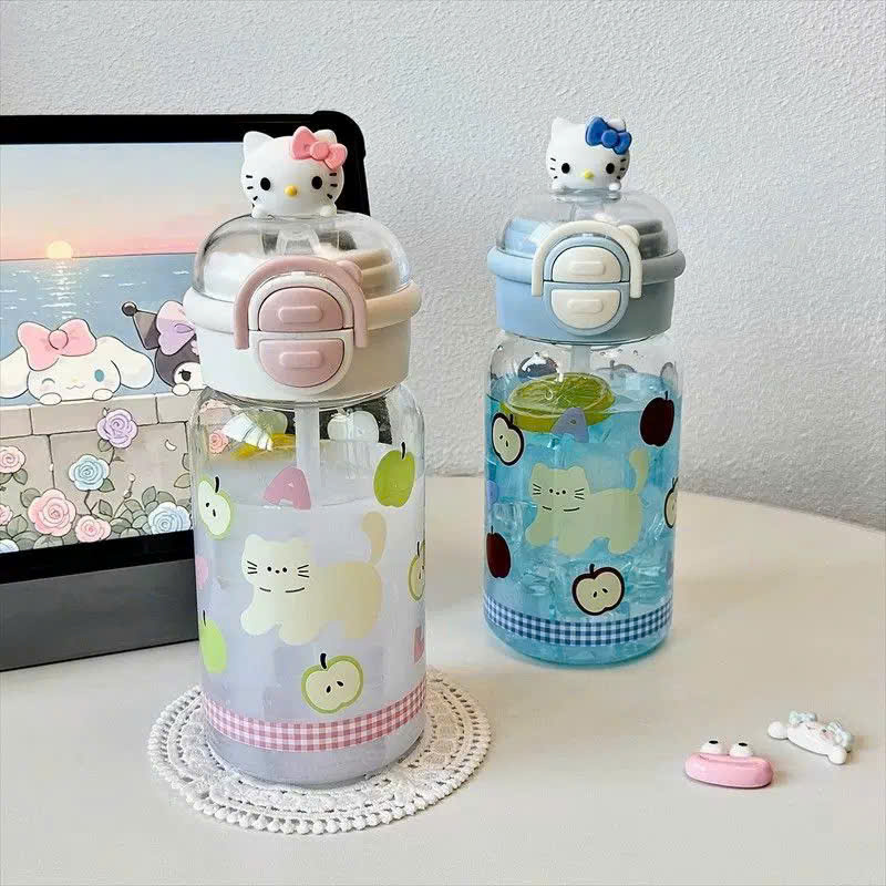 [100] Bình Nước Nhựa Trẻ Em Charm HELLO KITTY 550ml