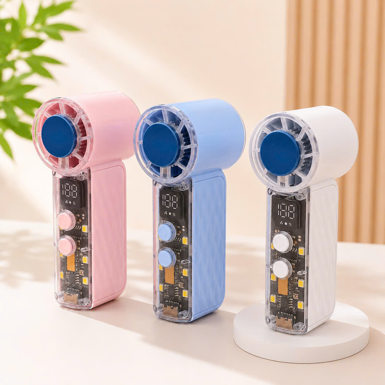 [100] Quạt Cầm Tay Sò Lạnh MINI Trong Suốt Có Đèn T243