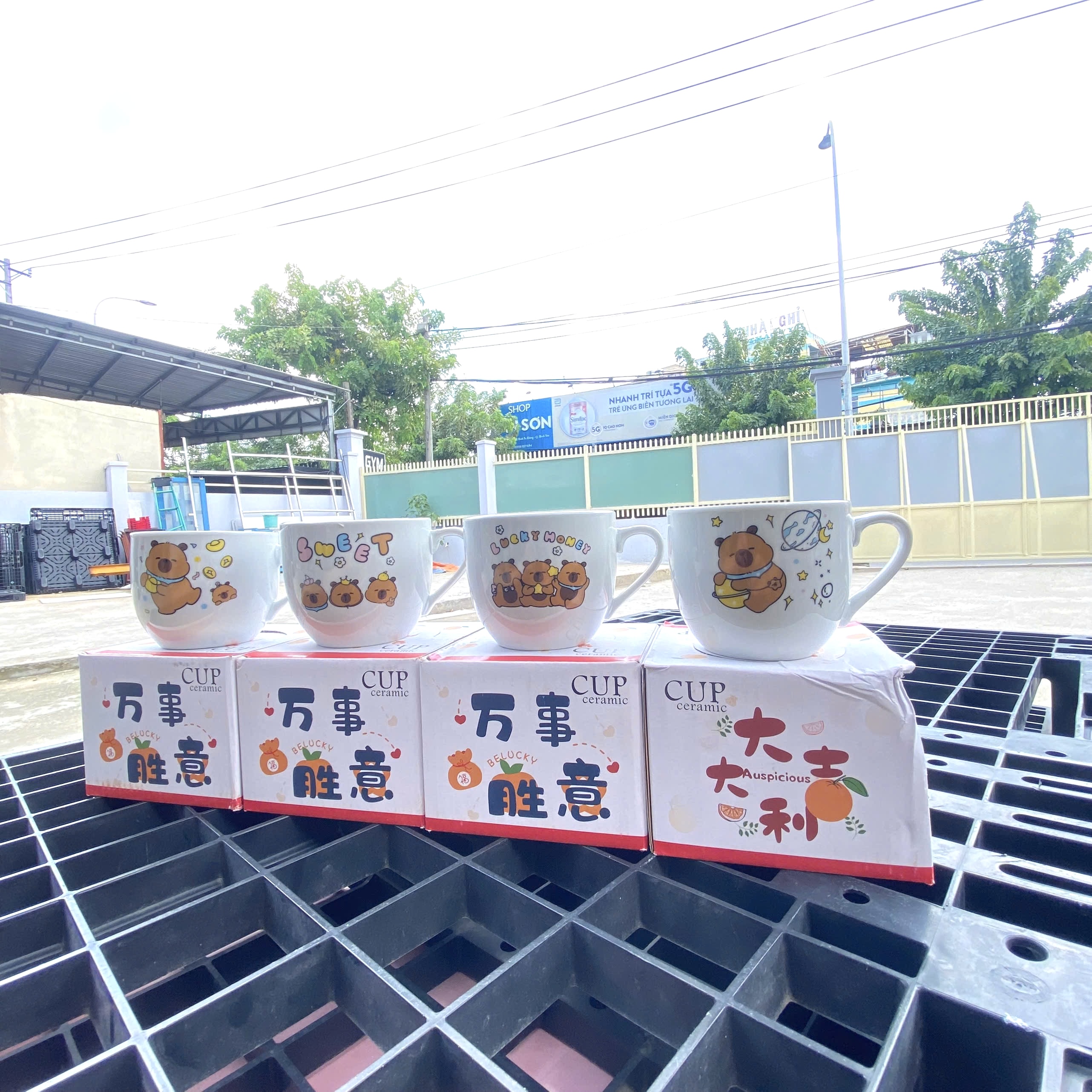 [100] Set Ly Sứ Kèm Muỗng 150ml CAPYBARA