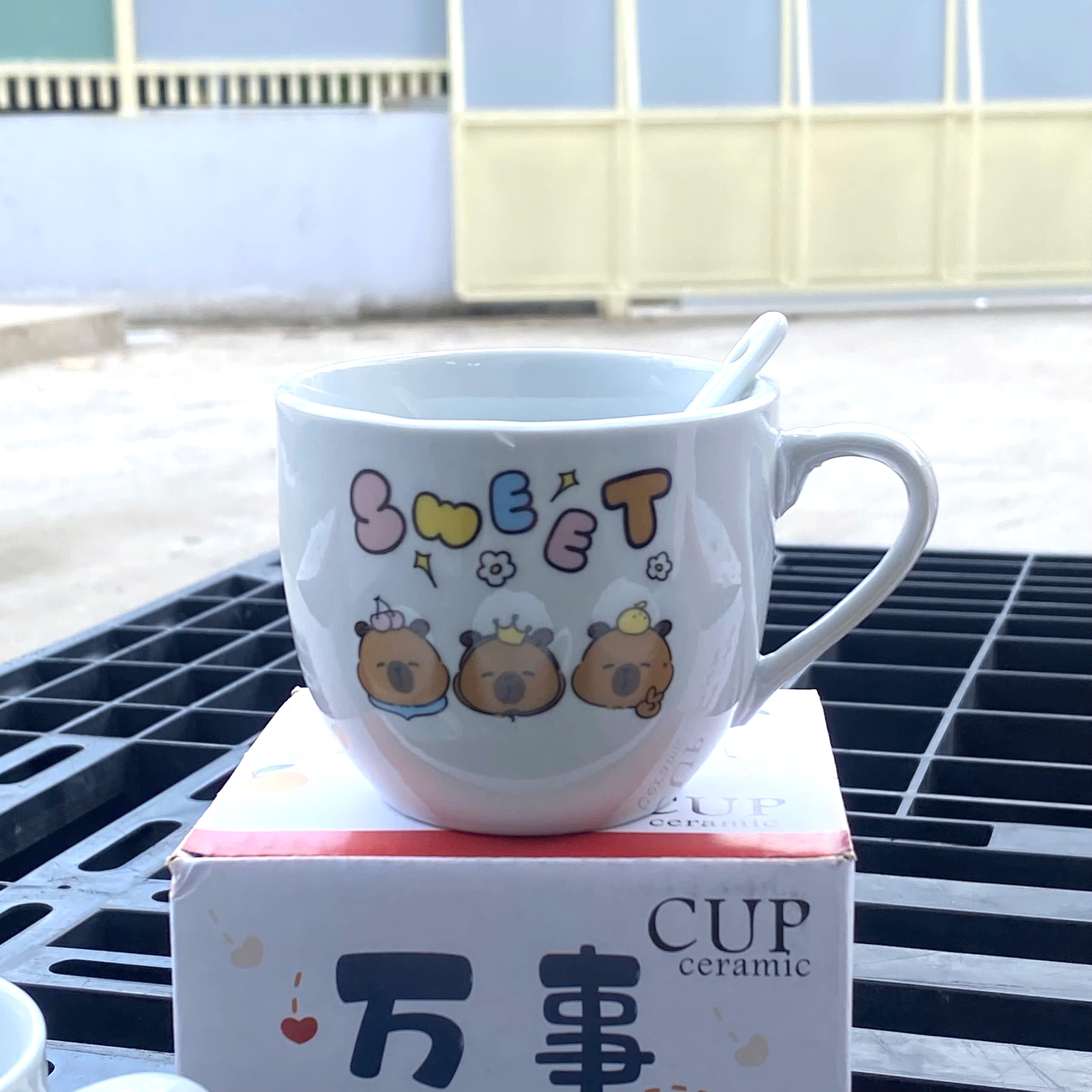 [100] Set Ly Sứ Kèm Muỗng 150ml CAPYBARA