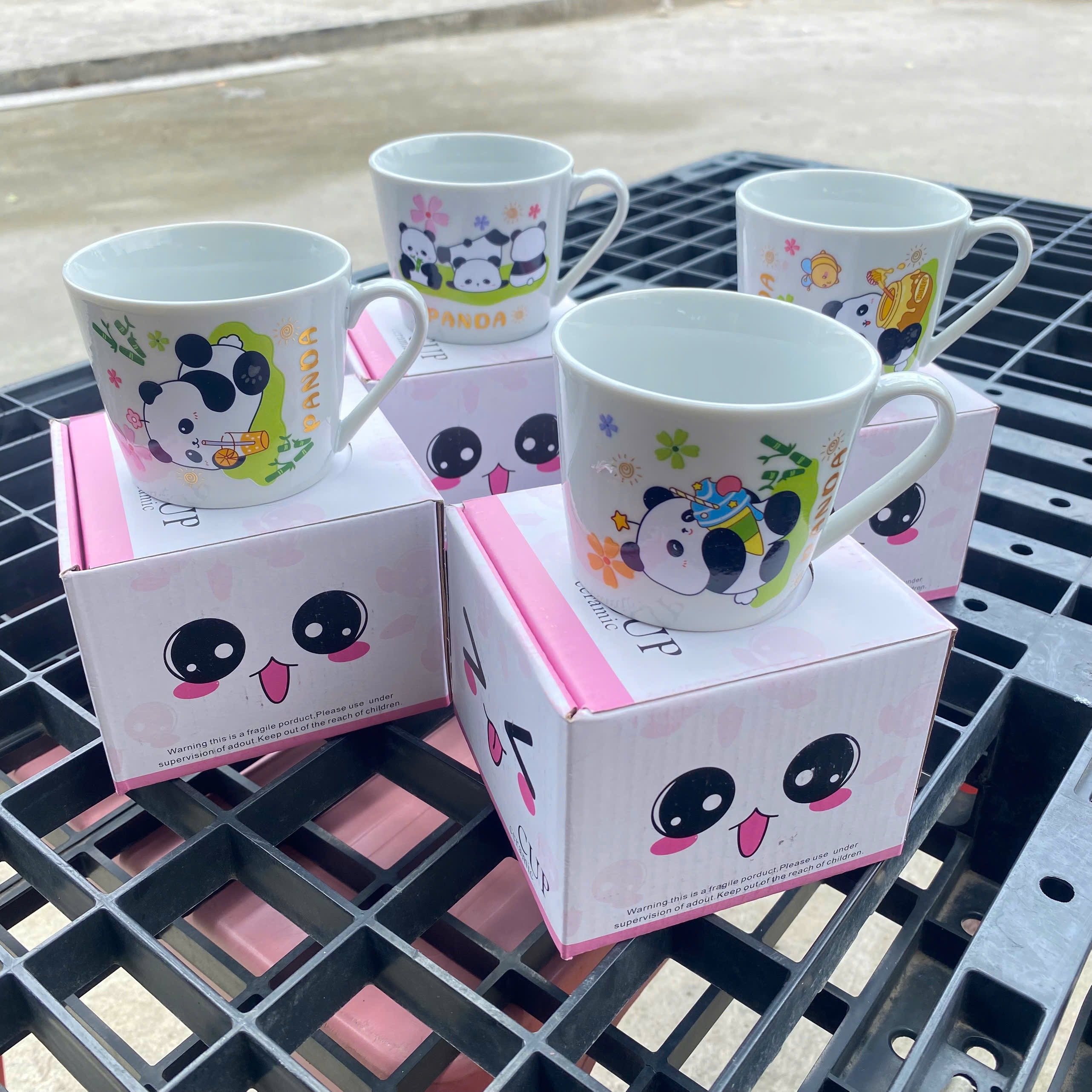 [100] Set Ly Sứ Kèm Muỗng GẤU TRÚC