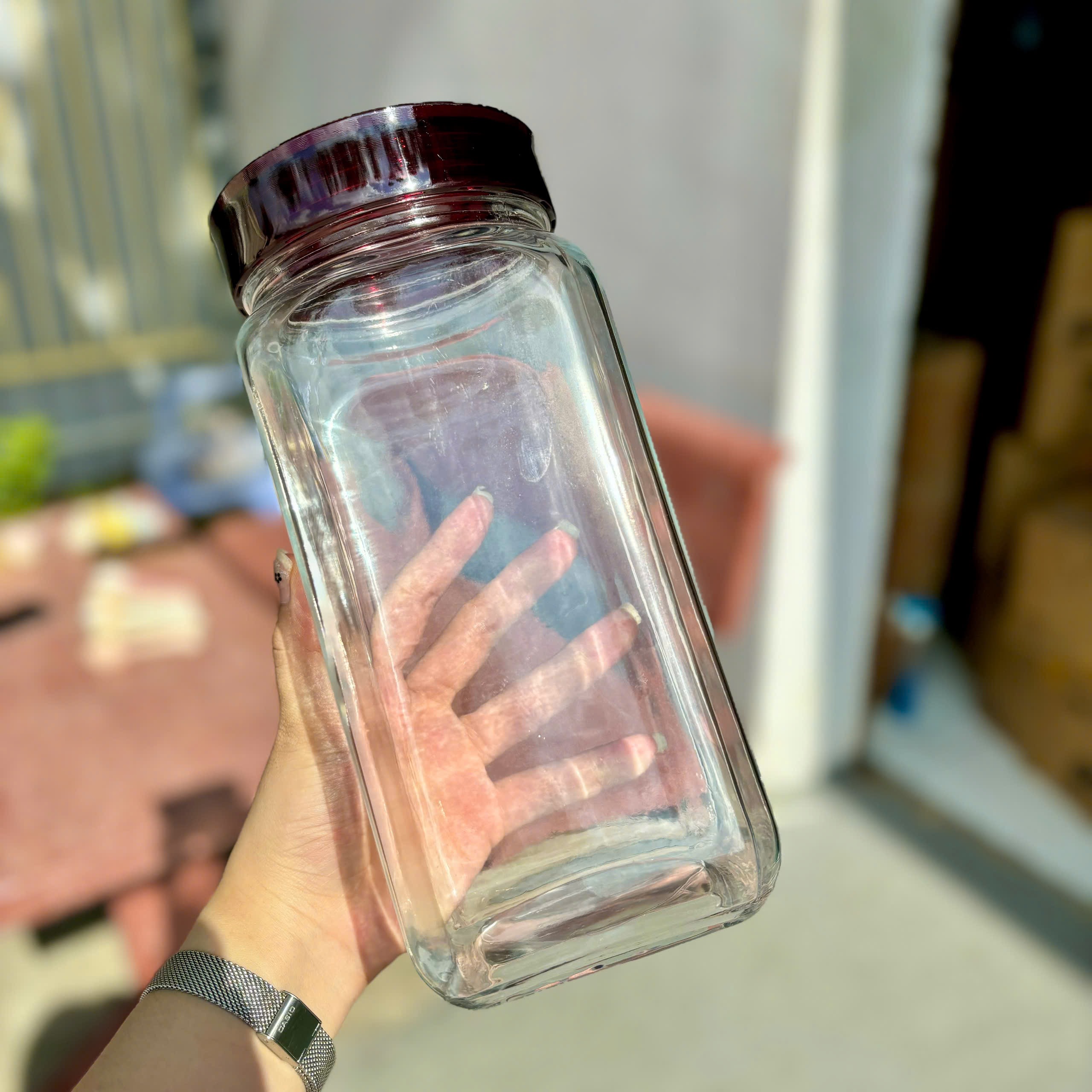 [12] Hủ Thủy Tinh Vuông Nắp Đỏ N620 1550ml (V)