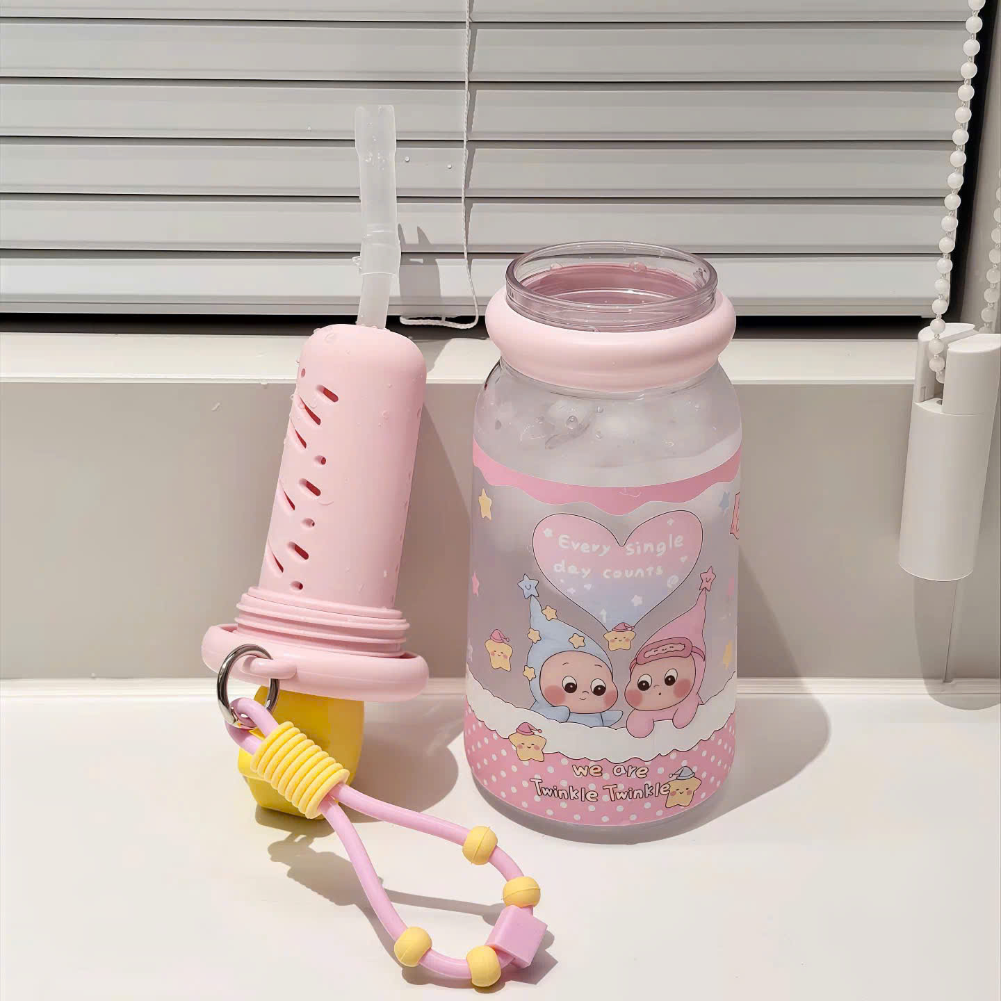 [60] Bình Nhựa Thể Thao Có Nắp Bấm Courage 800ml