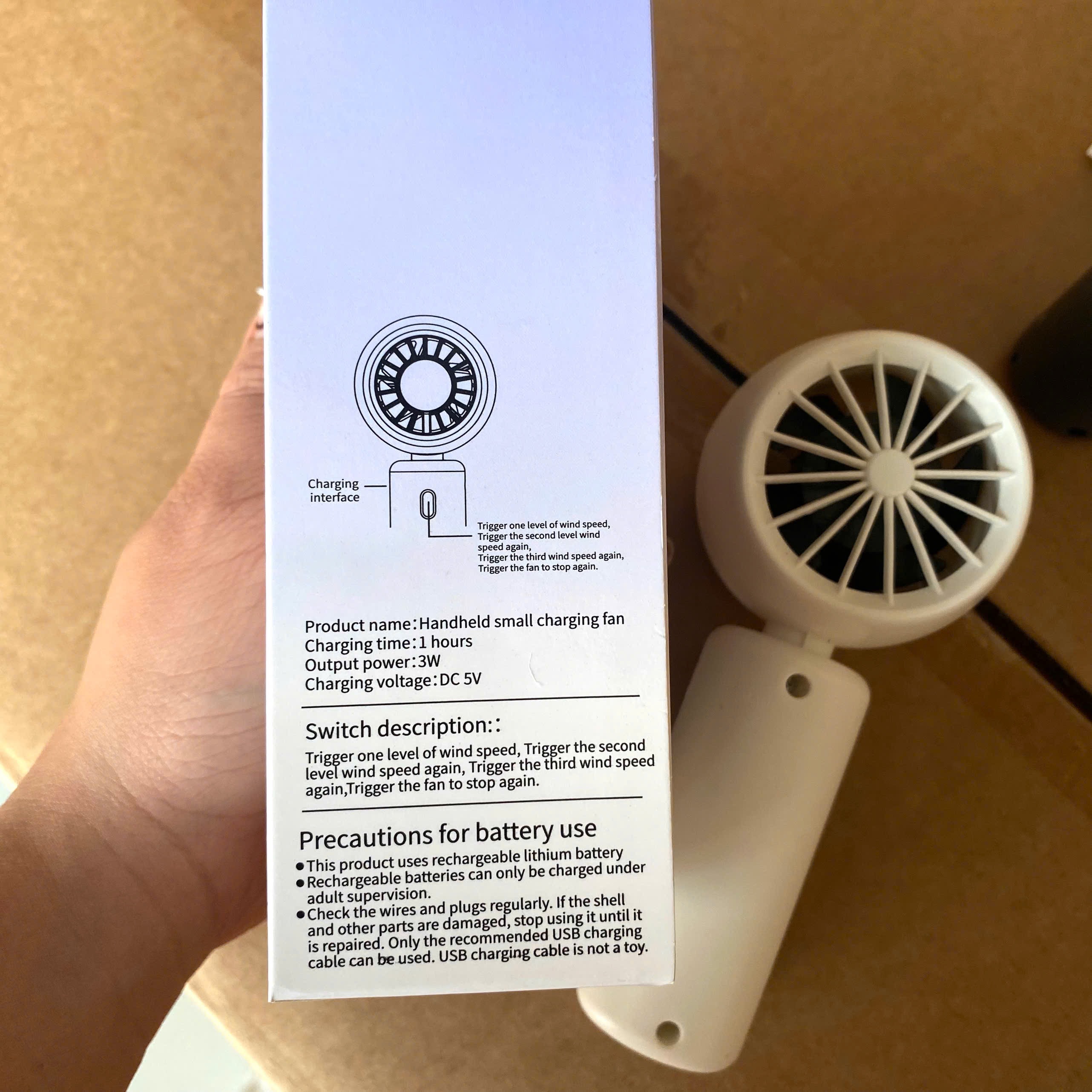 [120] Quạt Mini Cầm Tay TAI MÈO No6395