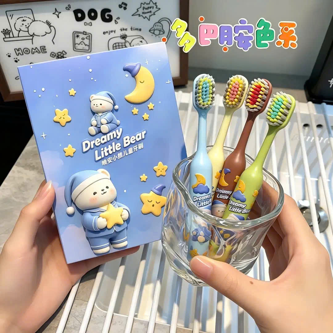 [120] Set 4 Bàn Chải Trẻ Em LITTLE BEAR