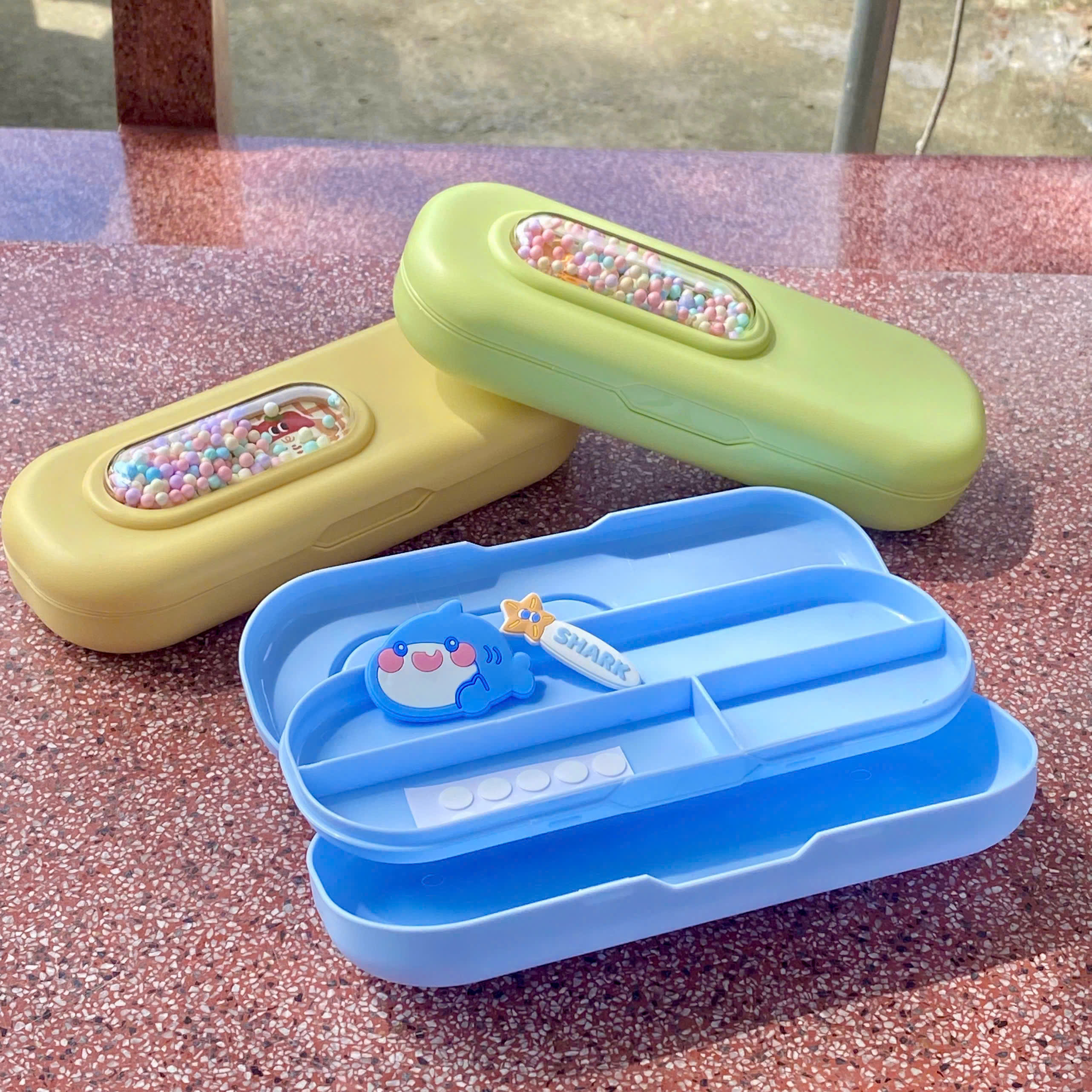 [150] Hộp Bút Nhựa Màu Hoạt Hình 3D