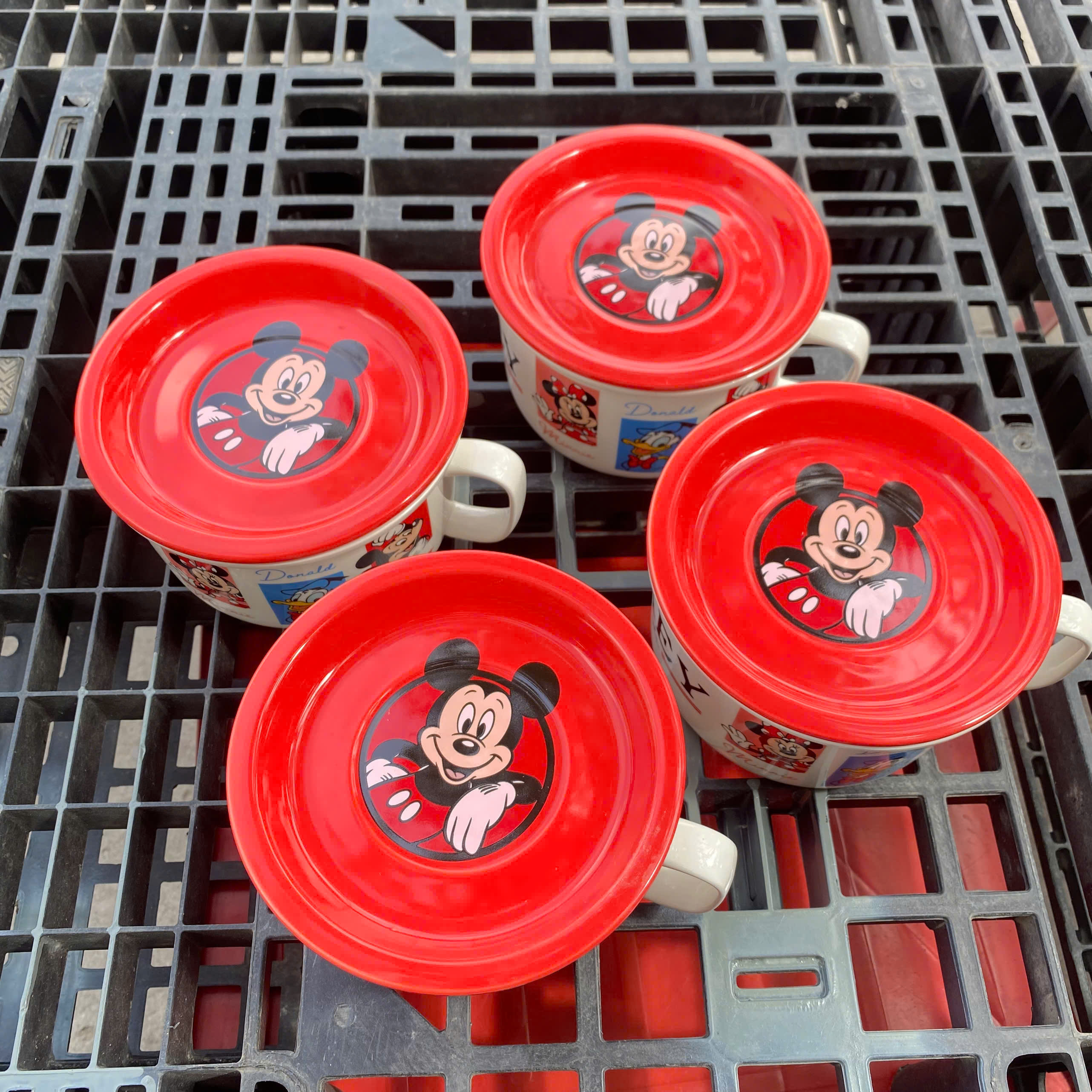 [16] Thố Sứ Có Tay Cầm 6inch MICKEY (V+)