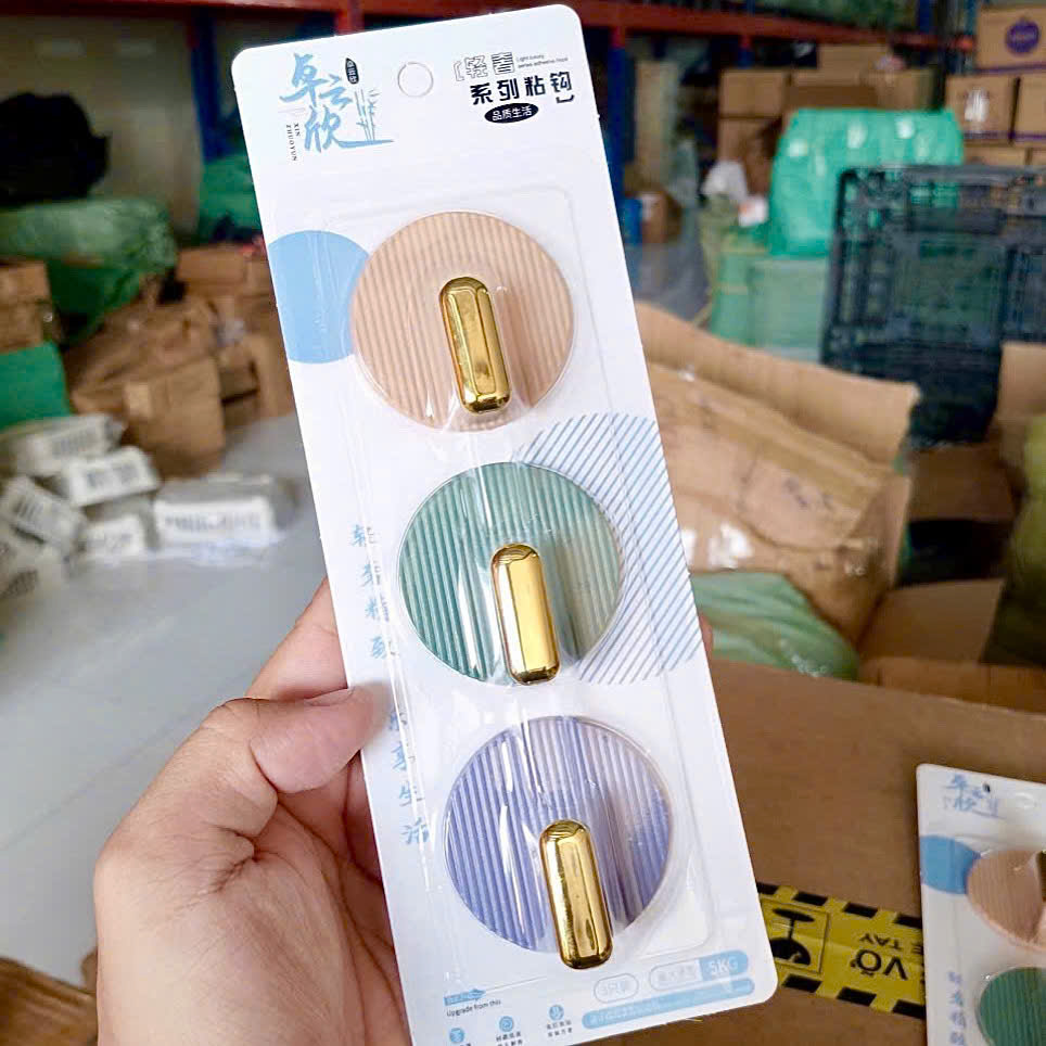 [200] Set 3 Móc Dán Tường Màu Sắc 5606