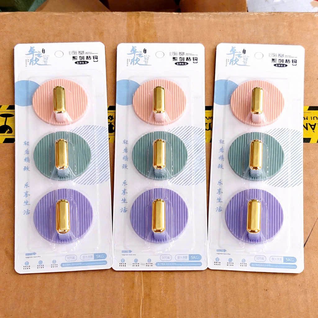 [200] Set 3 Móc Dán Tường Màu Sắc 5606