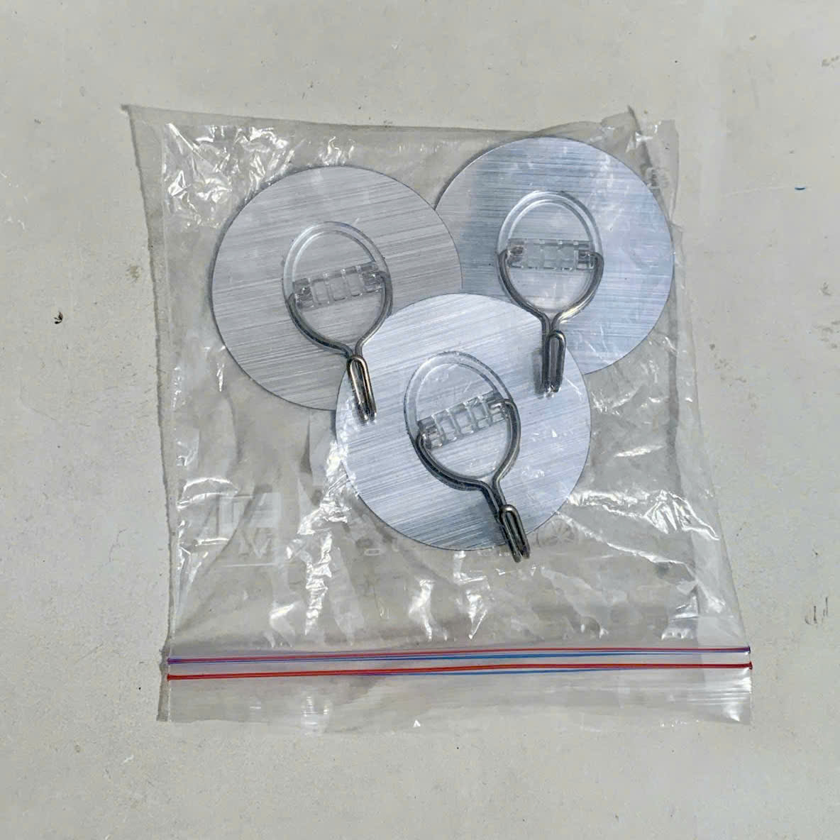 Set 3 móc dán tường NHÔM hình TRÒN siêu dính, chịu lực 15kg