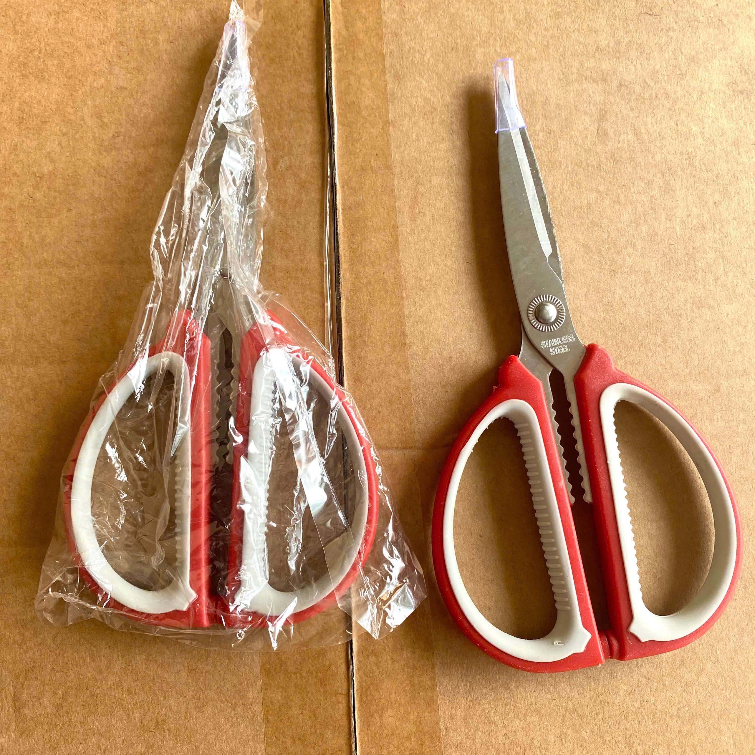 [400] Kéo Nhật Cán Nhựa No 08A