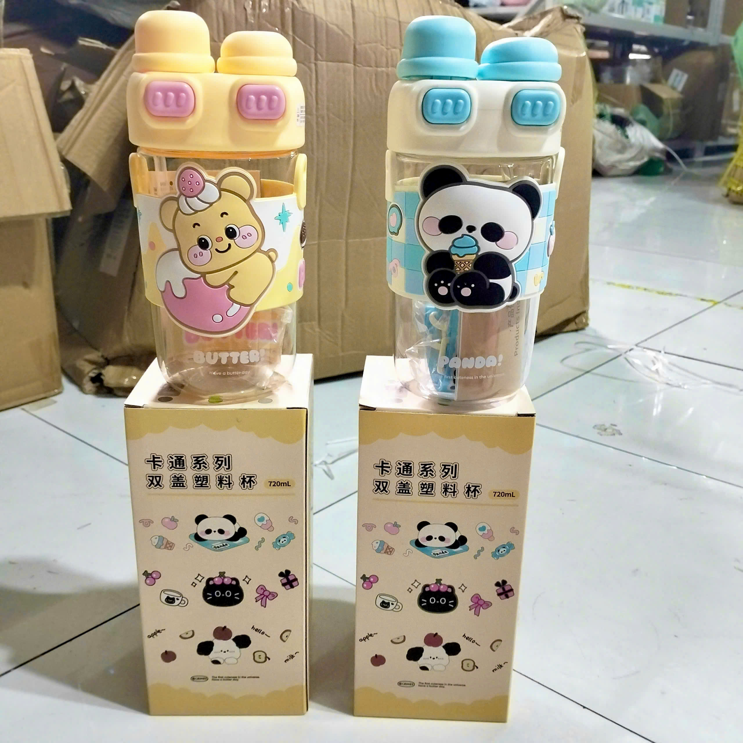 [48] Bình Nhựa DÀY CAO Trong Suốt 2 Nắp Bấm HOẠT HÌNH 720ml 9060