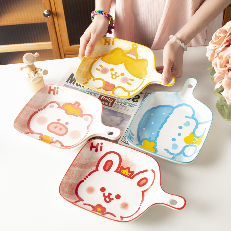 [48] Dĩa Sứ 9inch VUÔNG Có Quai Cầm HOẠT HÌNH (ngẫu nhiên)