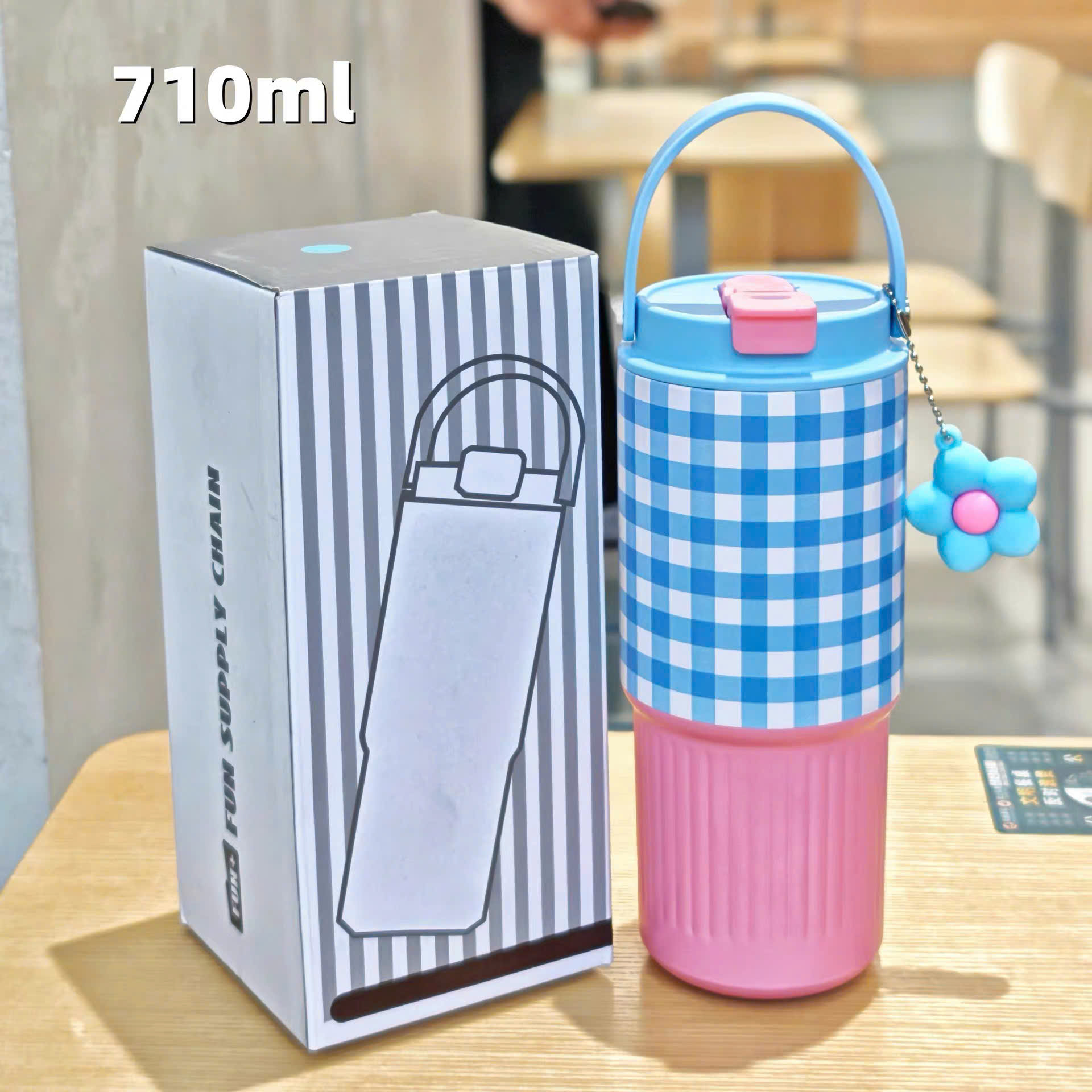 [50] Bình Giữ Nhiệt Quai Xách Ngang Móc Khóa Charm HOA