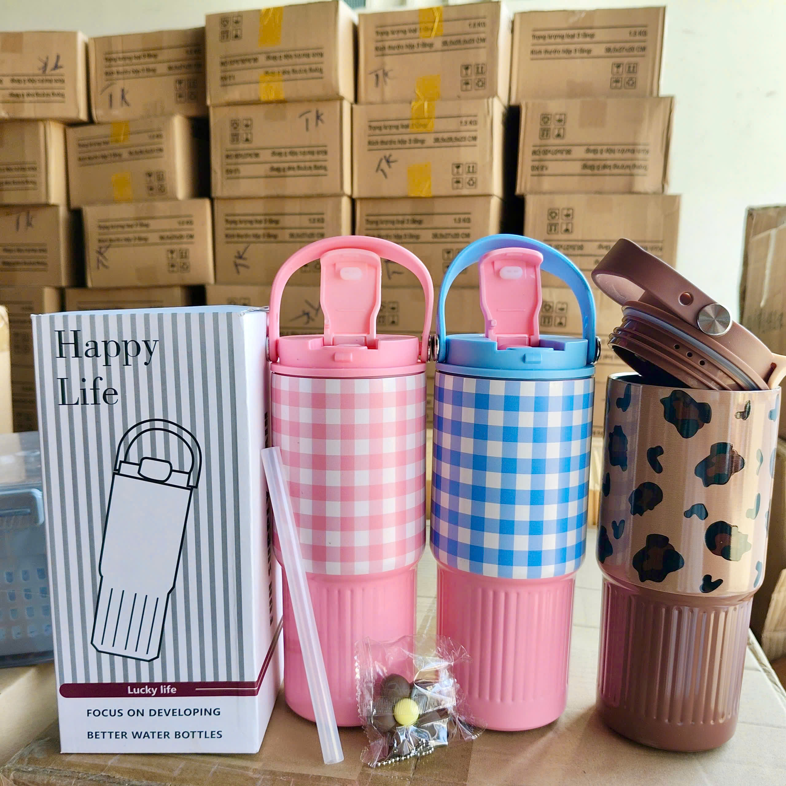 [50] Bình Giữ Nhiệt Quai Xách Ngang Móc Khóa Charm HOA