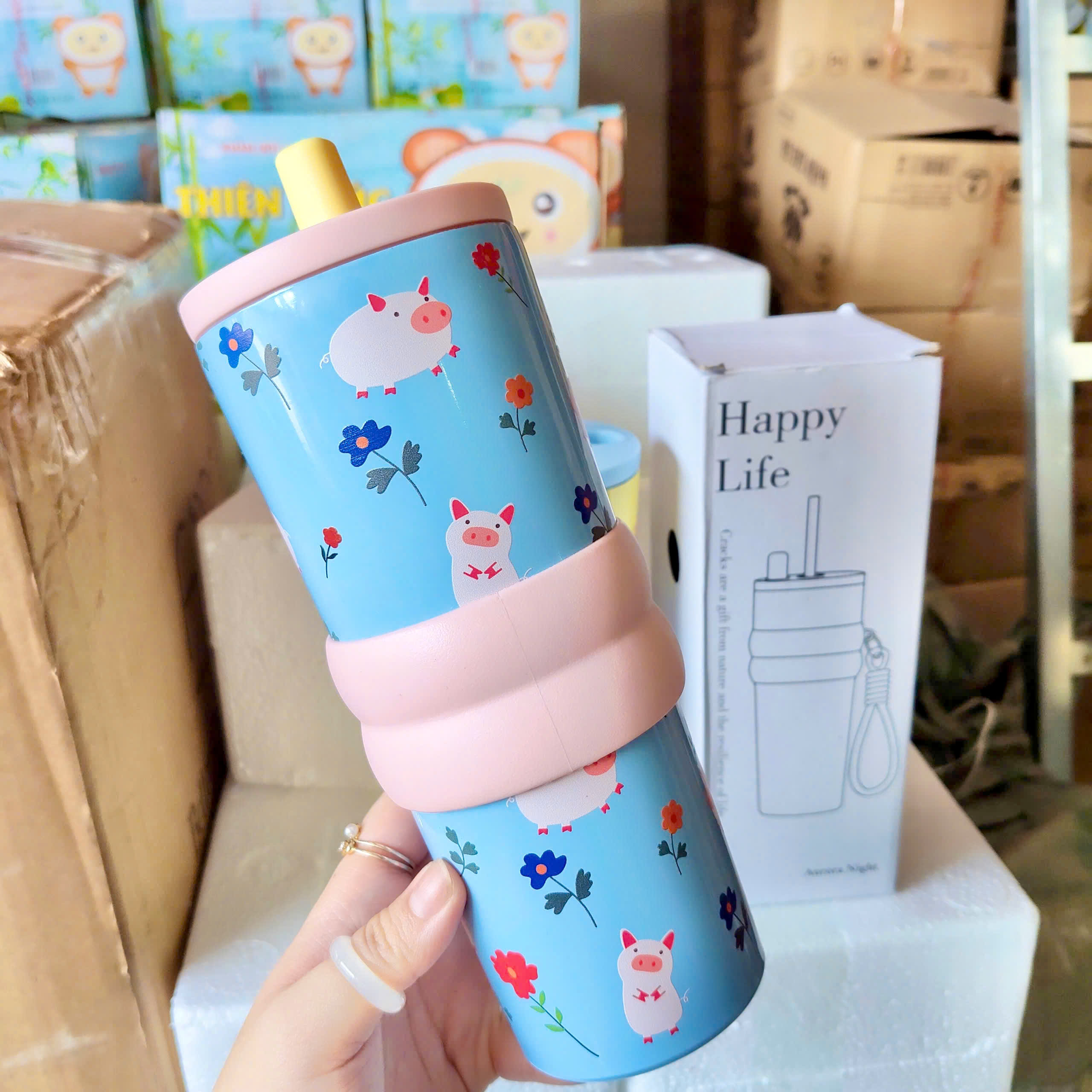 [50] Ly Giữ Nhiệt Hoạt Hình Đai Silicon 710ml