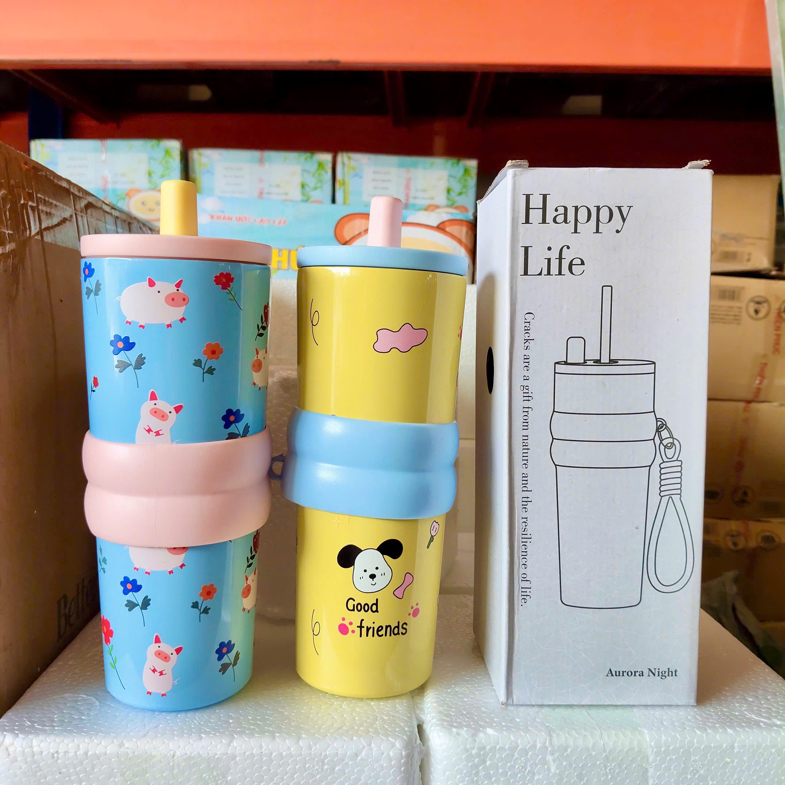 [50] Ly Giữ Nhiệt Hoạt Hình Đai Silicon 710ml