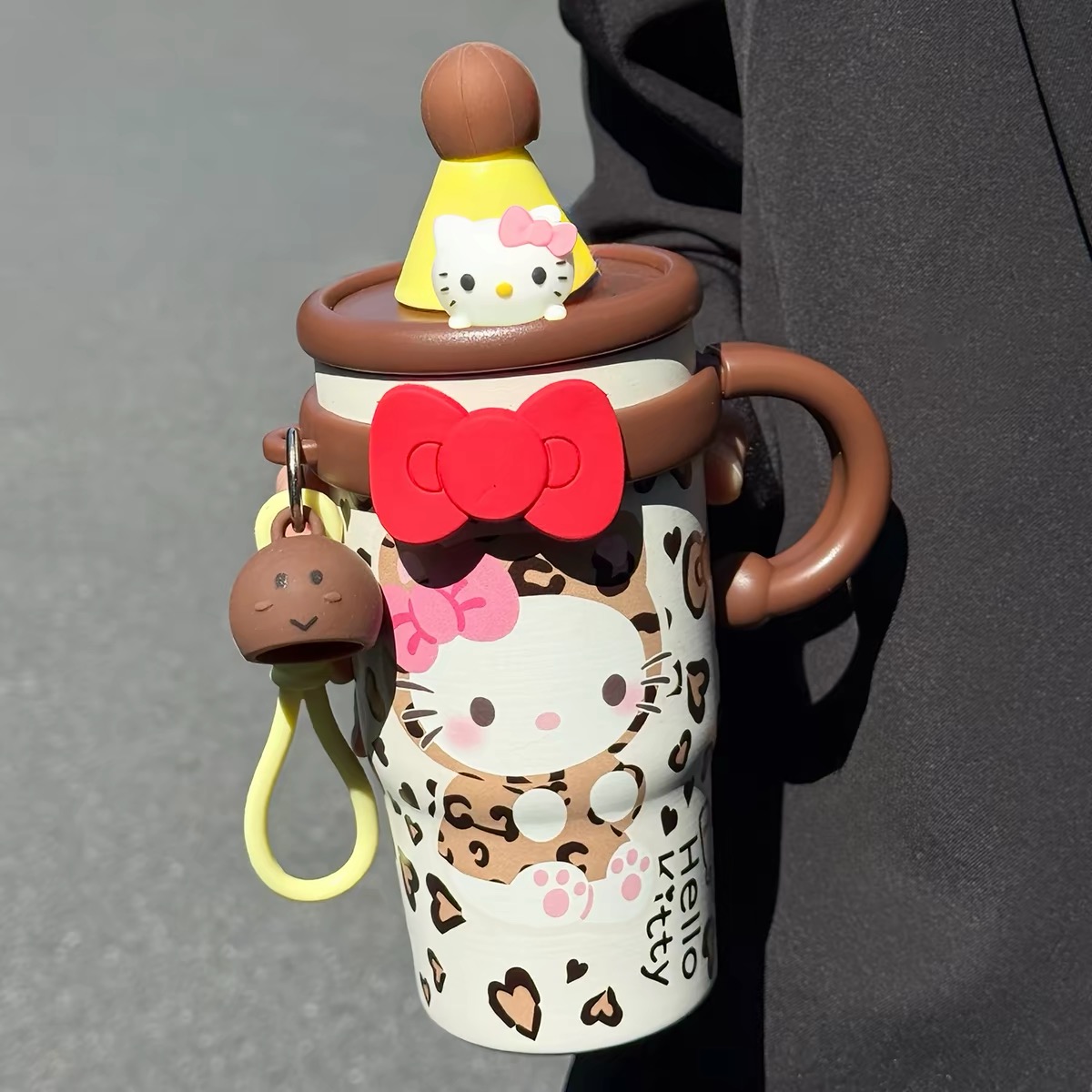 [50] Ly Giữ Nhiệt Tay Cầm HELLO KITTY 650ml