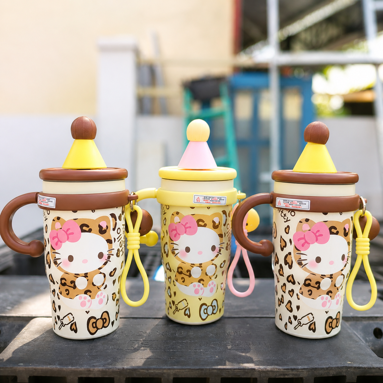 [50] Ly Giữ Nhiệt Tay Cầm HELLO KITTY 650ml